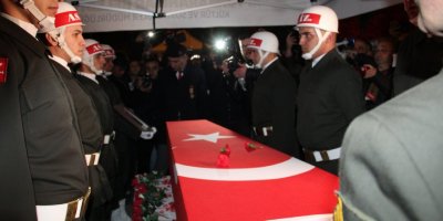 Afyonkarahisar Şehidini son yolculuğuna uğurladı