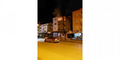 Döşemealtı'nda korkutan ev yangını