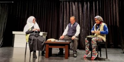 'Kaderin Oyunu'na ayakta alkış