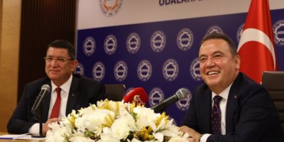 Başkan Böcek AESOB'da oda başkanlarıyla buluştu