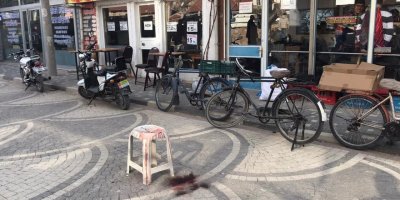 Muhtar, tartıştığı kişi tarafından bıçakla yaralandı