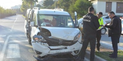 Manavgat'ta trafik kazası 1 yaralı