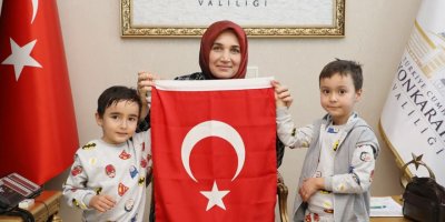 Vali Yiğitbaşı şehit ailelerini dinledi