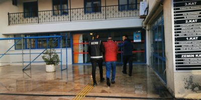 Muğla'da rüşvet operasyonuna 5 tutuklama