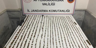 Durdurulan araçta tarihi eser bulundu