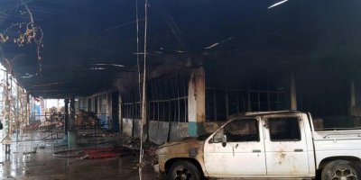 Muğla'da tamirhane yangını; 4 araç kullanılamaz hale geldi