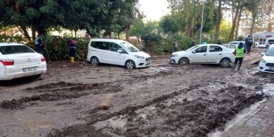 Kaş Belediyesi'nden Kumluca'ya yardım eli