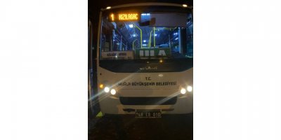 Muğla'da, indiği halk otobüsünün altında kalan okul müdürü öldü