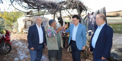 Atay Uslu: Batı Antalya'da yaraları hızlıca sarıyoruz