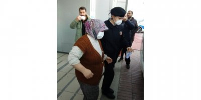 Burdur'da sokağa terk edilen bebeğin durumu kritik (2)