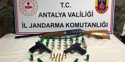 Sosyal medyadan silah satışına jandarma baskını
