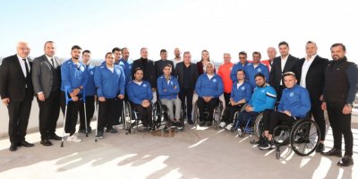 Başkan Böcek, ASAT Takımı ile buluştu