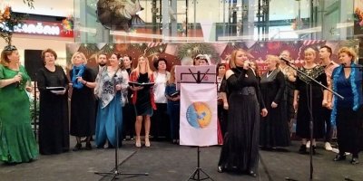 Yabancılar Korosu'nun konser turu