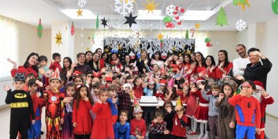 Minik öğrenciler yeni yılı kutladı