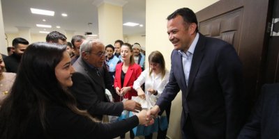 Başkan Ulutaş, belediye çalışanlarının yeni yılını kutladı