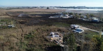 Sazlık alanda çıkan yangın korkuttu