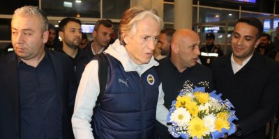 Fenerbahçe'ye Antalya'da coşkulu karşılama