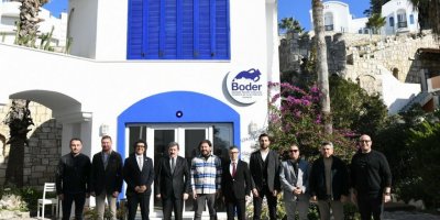 Muğla Valisi Tavlı, Bodrum’da turizmcilerle bir araya geldi