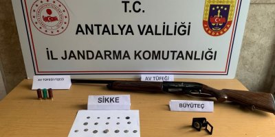 Tarihi eser kaçakçılarına jandarma operasyonu