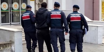 'Tilki' lakaplı dolandırıcılık hükümlüsü saklandığı evde yakalandı