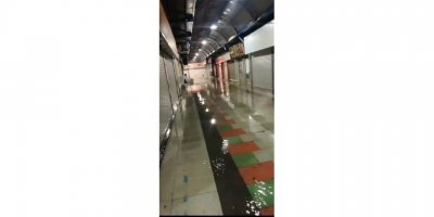 Marmaris'te Kapalı Çarşı'yı su bastı