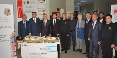 Manavgat'ta 'Kitap İyiliktir' bağış kampanyası başlatıldı
