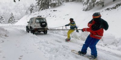 Saklıkent'te gecikmeli 'kar' sevinci (2)