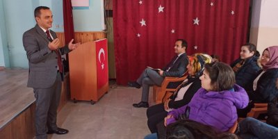 Aile Okulu Semineri'ne yoğun ilgi