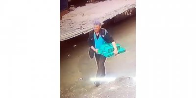 Meyve kasası hırsızlığı kamerada