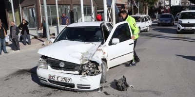 SP Gençlik Kolları Başkanı'nın yaralandığı kaza kamerada