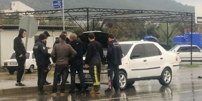 Tamir sonrası deneme sürüşü yaptığı otomobilde yangın çıktı