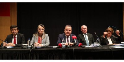 Resmi plakalı otobüsleri Büyükşehir kendi işletecek