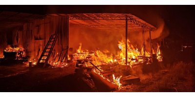 Marangoz atölyesi, yangında kullanılamaz hale geldi