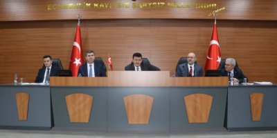 Vali Arslantaş: Yatırımlarımızı hız kesmeden devam ettirelim