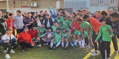 Yeni lider Kaş Kınıkspor