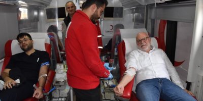 Termessos Hastanesi'nden Kızılay'a destek