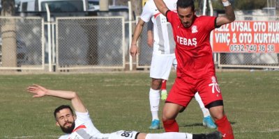 Bucak Belediye Oğuzhanspor lider