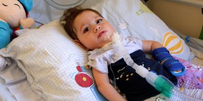 3 kez kalp krizi geçiren SMA'lı Aybars bebeğin kampanyasında yüzde 39'a ulaşılabildi