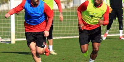 Antalyaspor'da transfer hareketliliği