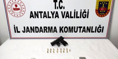 Serik'te jandarmadan uyuşturucu operasyonu