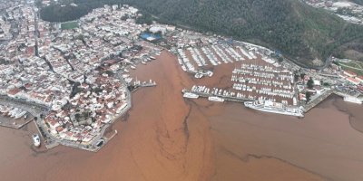 Marmaris'i sağanak ve fırtına vurdu (2)