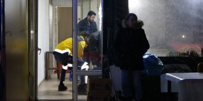 Yaralamalı saldırgan şüphelisi polise yakalanınca, 'arkadaşlar problem yok, sizi seviyorum' dedi