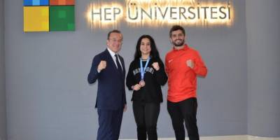 Şampiyondan rektöre ziyaret