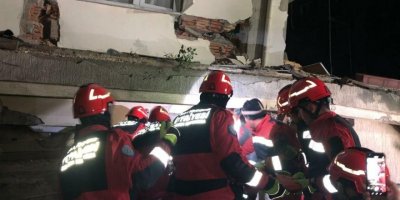 Hatay'da enkazdan toplam 15 kişiyi sağ olarak çıkardılar