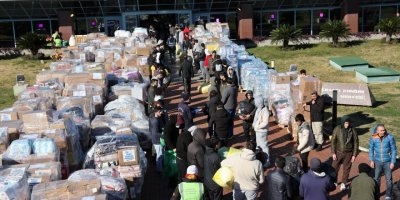 Büyükşehir'in yardım seferberliği sürüyor