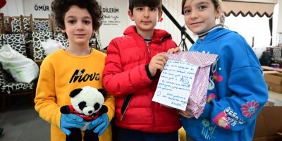 Kemer'den depremzedelere duygusal mesajlar