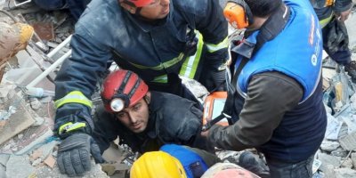 ASAT ekipleri, akustik cihazlarla enkazdaki onlarca kişinin yerini tespit etti