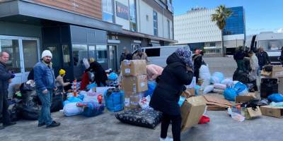 Gelecek Antalya’dan yardım TIR’ı