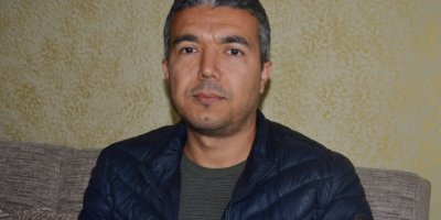 Akademisyen, sınavı arkadaşı yapınca yıkılan evinin enkazında kalmaktan kurtuldu