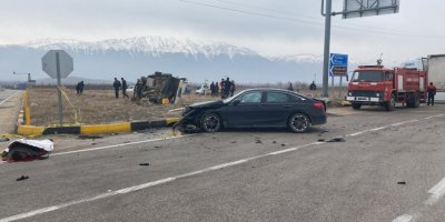 Isparta'da kaza: 1 ölü, 2 yaralı